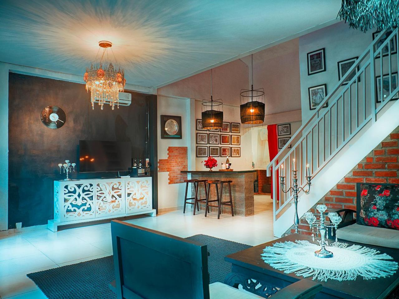 Villa La Favela Club In *